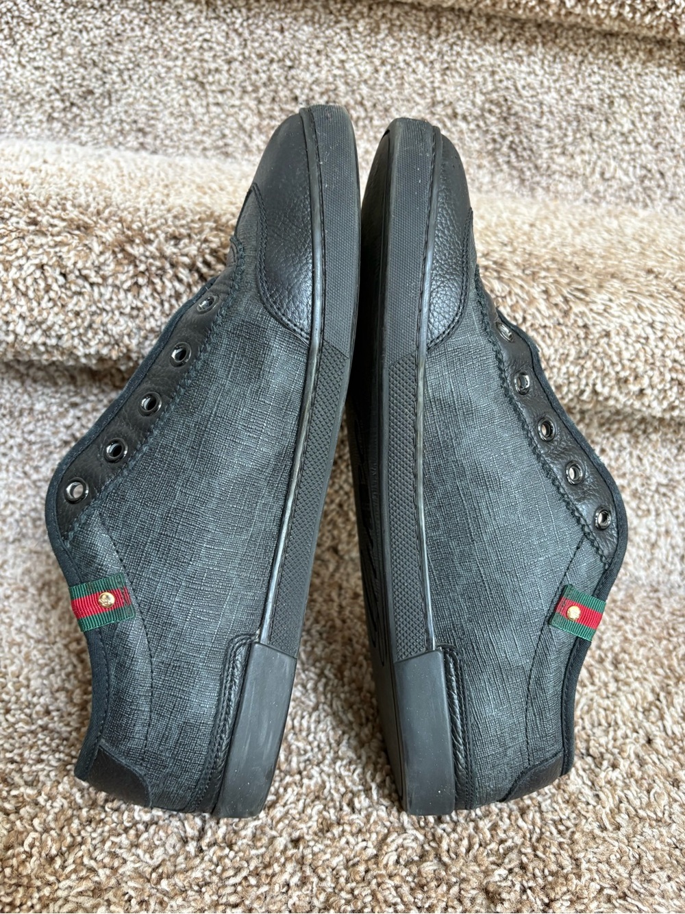 Gucci Women’s Black Leather Lace up Sneakers with Green-Red Heel Trim - Picture 9 of 14